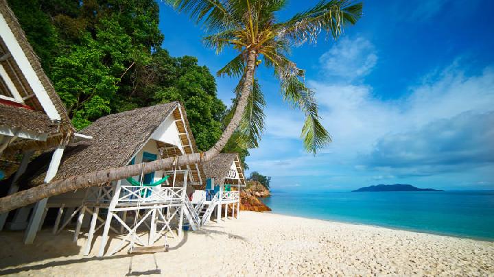 Pesona Pantai Menakjubkan Di Malaysia Yang Patut Di Kunjungi